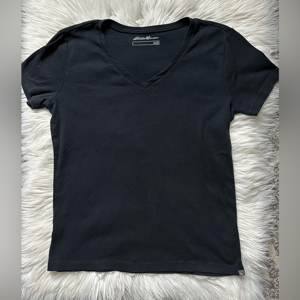 Eddie Bauer cotton v-neck tee